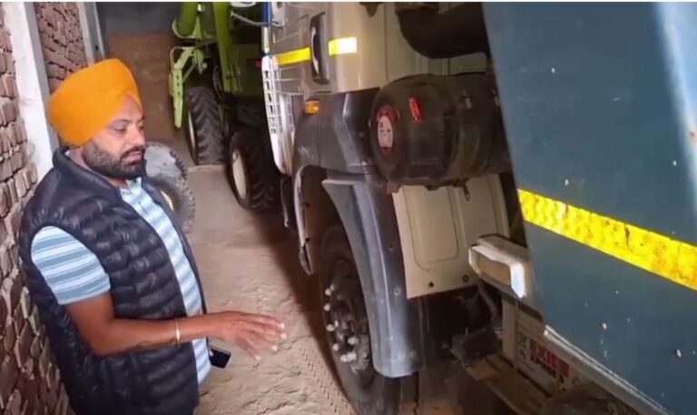 ਗੁਰਦਾਸਪੁਰ ਦੇ ਪਿੰਡ ਮਗਰਮੂਦੀਆਂ ’ਚ ਚੋਰਾਂ ਦੀ ਦਹਿਸ਼ਤ; ਘਰ ਦੇ ਬਰਾਂਡੇ ’ਚ ਖੜ੍ਹੇ ਵਾਹਨਾਂ ਦੀਆਂ ਬੈਟਰੀਆਂ ਚੋਰੀ; ਅੱਧੀ ਦਰਜਨ ਬੈਟਰੀਆਂ ਲੈ ਕੇ ਚੋਰ ਫਰਾਰ