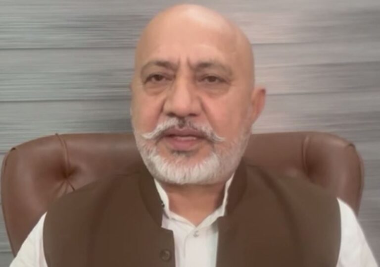 ਬਲਤੇਜ ਪੰਨੂ ਦਾ ਸਾਂਸਦ ਰੰਧਾਵਾ ਵੱਲ ਨਿਸ਼ਾਨਾ/ ਕੈਪਟਨ ਬਾਰੇ ਦਿੱਤੇ ਬਿਆਨ ਬਾਰੇ ਮੰਗਿਆ ਜਵਾਬ