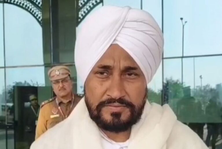 ਜਲੰਧਰ ਪਹੁੰਚੇ ਸਾਂਸਦ ਚਰਨਜੀਤ ਚੰਨੀ; ਕਬੱਡੀ ਪ੍ਰਮੋਟਰ ਕਤਲ ਮਾਮਲੇ ਦੀ ਨਿੰਦਾ; ਘਟਨਾ ਲਈ ਸਰਕਾਰ ਨੂੰ ਦੱਸਿਆ ਜ਼ਿੰਮੇਵਾਰ