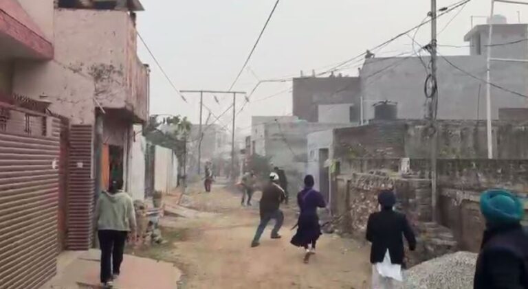 ਲੁਧਿਆਣਾ ’ਚ ਚੋਣਾਵੀਂ ਰੰਜ਼ਿਸ਼ ਤਹਿਤ ਚੱਲੀਆਂ ਗੋਲੀਆਂ/ ਆਪ ਵਰਕਰਾਂ ਤੇ ਸਾਬਕਾ ਕਾਂਗਰਸੀ ਸਰਪੰਚ ਵਿਚਾਲੇ ਖੜਕੀ