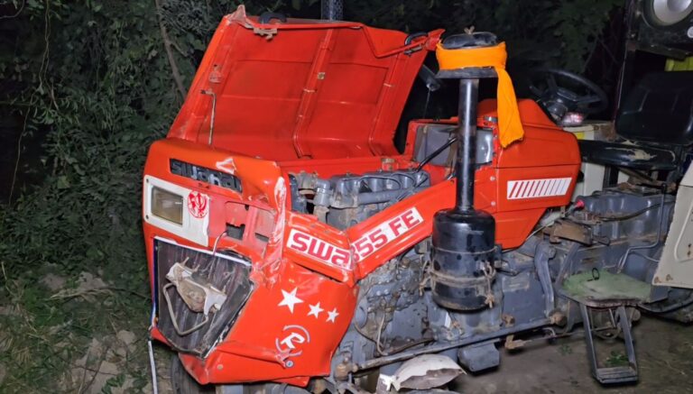 ਨਾਭਾ ’ਚ ਸ਼ਰਧਾਲੂਆਂ ਦੀ ਟਰਾਲੀ ਨੂੰ ਹਾਦਸਾ/ ਸ਼ਰਧਾਲੂਆਂ ਦੇ ਲੱਗੀਆਂ ਮਾਮੂਲੀ ਸੱਟਾ/ ਟਰੈਕਟਰ ਚਾਲਕ ਜ਼ਖਮੀ, ਵੱਡਾ ਨੁਕਸਾਨ ਟਲਿਆ