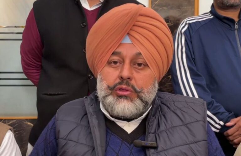 ਖੰਨਾ ਤੋਂ ਸਾਬਕਾ ਮੰਤਰੀ ਕੋਟਲੀ ਦੀ ਸਰਕਾਰ ਨੂੰ ਚਿਤਾਵਨੀ/ ਵਾਰਡ ਬੰਦੀ ਦਾ ਨਕਸ਼ਾ ਪ੍ਰਦਰਸ਼ਨ ਕਰਨ ਦੀ ਕੀਤੀ ਮੰਗ/ ਮੰਗ ਨਾ ਮੰਨੇ ਜਾਣ ਦੇ ਤਿੱਖੇ ਸੰਘਰਸ਼ ਦੀ ਦਿੱਤੀ ਚਿਤਾਵਨੀ