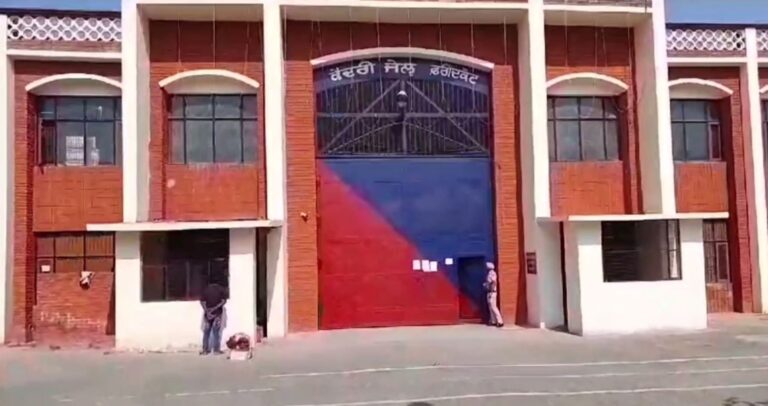 ਫਰੀਦਕੋਟ ਜੇਲ੍ਹ ’ਚੋਂ ਤਲਾਸੀ ਦੌਰਾਨ ਮਿਲੇ ਨਸ਼ੀਲੇ ਪਦਾਰਥ/  ਨਸ਼ੀਲੀਆਂ ਗੋਲਾਂ, ਸੁਲਫਾ ਤੇ ਮੋਬਾਈਲ ਫੋਨ ਬਰਾਮਦ