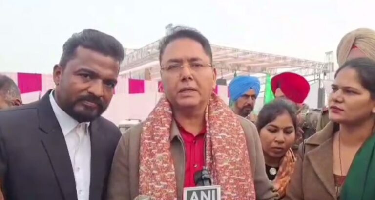 ਗੁਰਦਾਸਪੁਰ ਵਿਖੇ ਕ੍ਰਿਸਮਿਸ ਮੌਕੇ ਰਾਜ ਪੱਧਰੀ ਸਮਾਗਮ/ ਸੂਬਾ ਪ੍ਰਧਾਨ ਅਮਨ ਅਰੋੜਾ ਸਮੇਤ ਕਈ ਮੰਤਰੀ ਰਹੇ ਮੌਜੂਦ