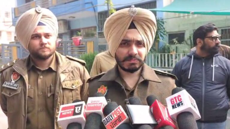 ਮੋਹਾਲੀ ਦੇ ਫੇਸ-5 ਵਿਚ ਬਜ਼ੁਰਗ ਮਹਿਲਾ ਦਾ ਕਤਲ/ ਚੋਰੀ ਦੇ ਇਰਾਦੇ ਨਾਲ ਆਏ ਸੀ ਕਾਤਲ/ ਗਲਾ ਦਬਾ ਕੇ ਉਤਾਰਿਆ ਮੌਤ ਦੇ ਘਾਟ