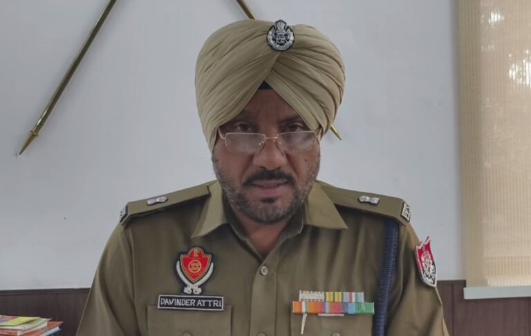 ਸੰਗਰੂਰ ’ਚ ਵਿਦਿਆਰਥਣਾਂ ਦੀ ਲੜਾਈ ਦਾ ਮਾਮਲਾ; ਮਹਿਲਾ ਕਮਿਸ਼ਨ ਨੇ ਐਸਐਸਪੀ ਤੋਂ ਮੰਗੀ ਰੀਪੋਰਟ; ਲੌਂਗੋਵਾਲ ਸਲਾਈਡ ‘ਚ ਹੋਈ ਸੀ ਲੜਾਈ