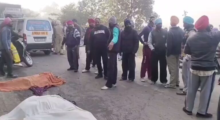 ਗੁਰਦਾਸਪੁਰ ਭਿਆਨਕ ਹਾਦਸੇ ’ਚ ਦੋ ਔਰਤਾਂ ਦੀ ਮੌਤ;  ਟਿੱਪਰ ਦੀ ਮੋਟਰ ਸਾਈਕਲ ਨਾਲ ਟੱਕਰ ’ਚ ਗਈ ਜਾਨ