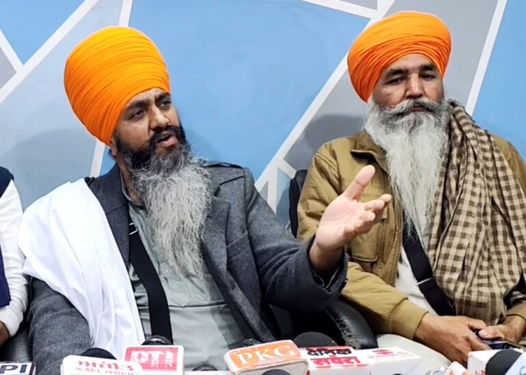 ਅੰਮ੍ਰਿਤਸਰ ’ਚ ਸਿੱਖ ਜਥੇਬੰਦੀਆਂ ਦੀ ਪ੍ਰੈੱਸ ਕਾਨਫਰੰਸ; FIR ਦਾ ਸਵਾਗਤ ਪਰ ਇਨਸਾਫ਼ ਦੀ ਉਮੀਦ ਨਹੀਂ; ਇਨਸਾਫ ਮੰਗਦੇ ਸਿੱਖਾਂ ਦੇ ਹਮਲੇ ਦਾ ਮੰਗਿਆ ਇਨਸਾਫ਼