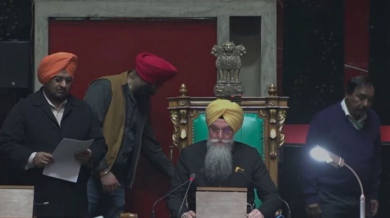 ਮਨਰੇਗਾ ਨਾਲ ਛੇੜਛਾੜ ਖਿਲਾਫ ਪੰਜਾਬ ਵਿਧਾਨ ਸਭਾ ਦਾ ਵਿਸ਼ੇਸ਼ ਇਜਲਾਸ ਸ਼ੁਰੂ/  ਮੰਤਰੀ ਤਰੁਨਪ੍ਰੀਤ ਸਿੰਘ ਸੌਂਦ ਵੱਲੋਂ ਸਦਨ ਵਿੱਚ ਮਤਾ ਪੇਸ਼