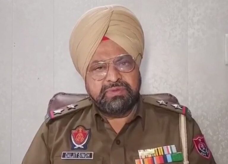 ਹੁਸ਼ਿਆਰਪੁਰ ’ਚ ਫੈਕਟਰੀ ਮਾਲਕ ’ਤੇ ਚੱਲੀ ਗੋਲੀ/ ਭੱਜ ਕੇ ਬਚਾਈ ਜਾਨ, ਪੁਲਿਸ ਕਰ ਰਹੀ ਜਾਂਚ