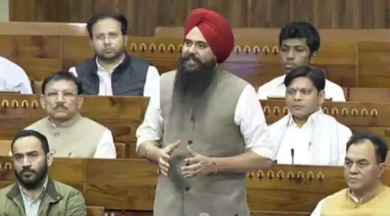 ਲੋਕ ਸਭਾ ਅੰਦਰ ਗੂੰਜਿਆਂ ਪੰਜਾਬ ਅੰਦਰ ਆਏ ਹੜ੍ਹਾਂ ਦਾ ਮੁੱਦਾ; ਆਪ ਸਾਂਸਦ ਮਾਲਵਿੰਦਰ ਕੰਗ ਨੇ ਤੁਰੰਤ ਰਾਹਤ ਦੀ ਰੱਖੀ ਮੰਗ