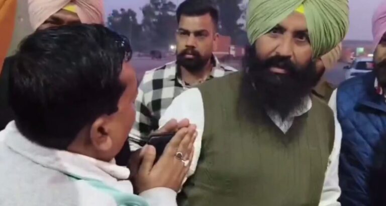 ਲਾਡੋਵਾਲ ਟੌਲ ਪਲਾਜਾ ਖਿਲਾਫ਼ ਸਿਮਰਜੀਤ ਬੈਂਸ ਦਾ ਐਕਸ਼ਨ; ਜਾਮ ਨੂੰ ਲੈ ਕੇ ਅਧਿਕਾਰੀ ਦੀ ਲਾਈਕਲਾਸ; 3 ਮਿੰਟ ਦੀ ਸਮਾਂ-ਸੀਮਾਂ ਦੇ ਹਵਾਲੇ ਨਾਲ ਖੋਲ੍ਹਿਆ ਜਾਮ