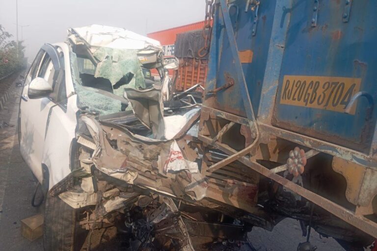 ਲੁਧਿਆਣਾ ’ਚ ਮਾਤਮ ’ਚ ਬਦਲੀ ਵਿਆਹ ਦੀ ਖੁਸ਼ੀ; ਹਾਦਸੇ ’ਚ ਲਾੜੀ ਦੇ ਮਾਤਾ-ਪਿਤਾ ਤੇ ਚਾਚੀ ਦੀ ਮੌਤ; ਟਰੱਕ ਨਾਲ ਟਕਰਾਈ ਪਰਿਵਾਰ ਦੀ ਇਨੋਵਾ ਕਾਰ