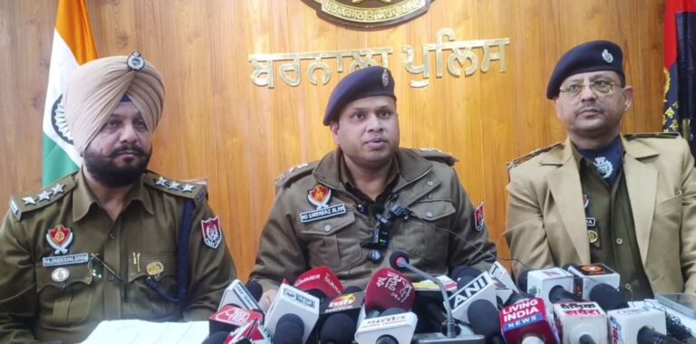 ਬਰਨਾਲਾ ਪੁਲਿਸ ਵੱਲੋਂ ਲੁੱਟਾਂ ਖੋਹਾਂ ਕਰਨ ਵਾਲੇ ਪੰਜ ਕਾਬੂ/ ਜ਼ਖਮੀ ਹਾਲਤ ’ਚ ਗ੍ਰਿਫਤਾਰ