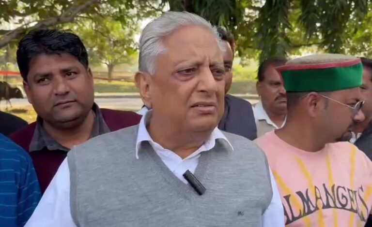 ਨੰਗਲ ਪਹੁੰਚੇ ਸਾਬਕਾ ਸਪੀਕਰ ਰਾਣਾ ਕੇਪੀ ਸਿੰਘ; ਜ਼ਿਲ੍ਹਾ ਪ੍ਰੀਸ਼ਦ ਤੇ ਪੰਚਾਇਤ ਸੰਮਤੀ ਉਮੀਦਵਾਰ ਐਲਾਨੇ