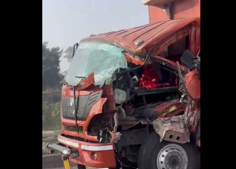 ਜਲੰਧਰ ਸੜਕਾਂ ’ਤੇ ਦੌੜਿਆ ਨੁਕਸਾਨਿਆ ਟਰੱਕ; ਟਰੱਕ ਦੇ ਹਾਈਵੇ ਤੇ ਚੱਲਣ ਦੀ ਵੀਡੀਓ ਵਾਇਰਲ