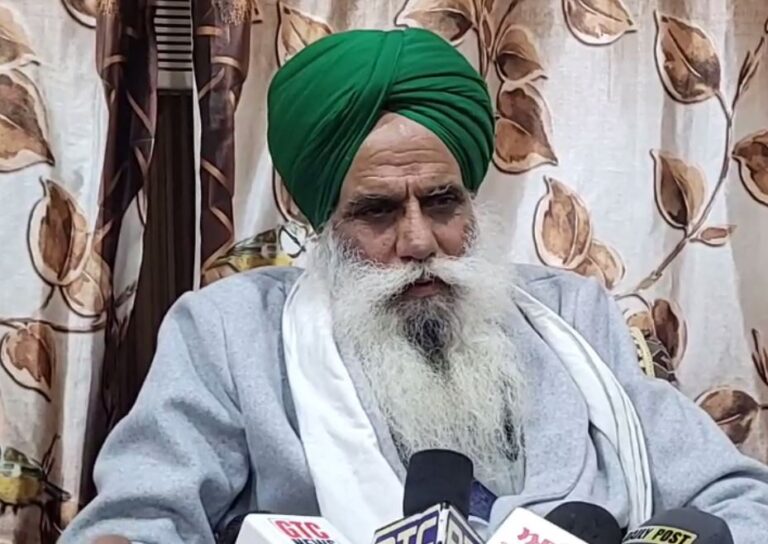 ਬੀਕੇਯੂ ਏਕਤਾ ਸਿੱਧੂਪੁਰ ’ਚ ਬਗਾਵਤੀ ਸੁਰਾਂ ਤੇਜ਼/ ਜ਼ਿਲ੍ਹਾ ਪ੍ਰਧਾਨਾਂ ਨੇ ਚੁੱਕੇ ਸਵਾਲ/  ਡੱਲੇਵਾਲ ਨੇ ਇਲਜ਼ਾਮਾਂ ਦਾ ਦਿੱਤਾ ਜਵਾਬ