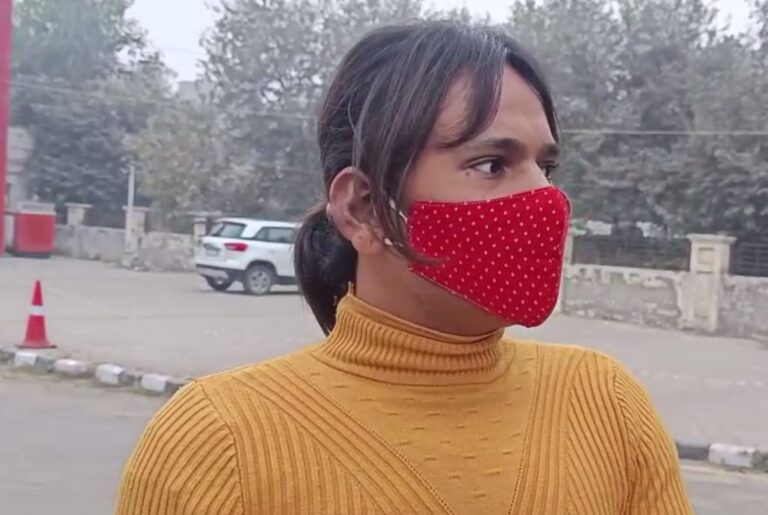 ਜਲੰਧਰ ਦੇ ਡਰਾਈਵਿੰਗ ਟੈਸਟ ਟਰੈਕ ’ਤੇ ਹੰਗਾਮਾ/ ਕਿੰਨਰ ਨੇ ਸਟਾਫ ’ਤੇ ਲਾਏ ਮਨਮਾਨੀ ਦੇ ਇਲਜ਼ਾਮ