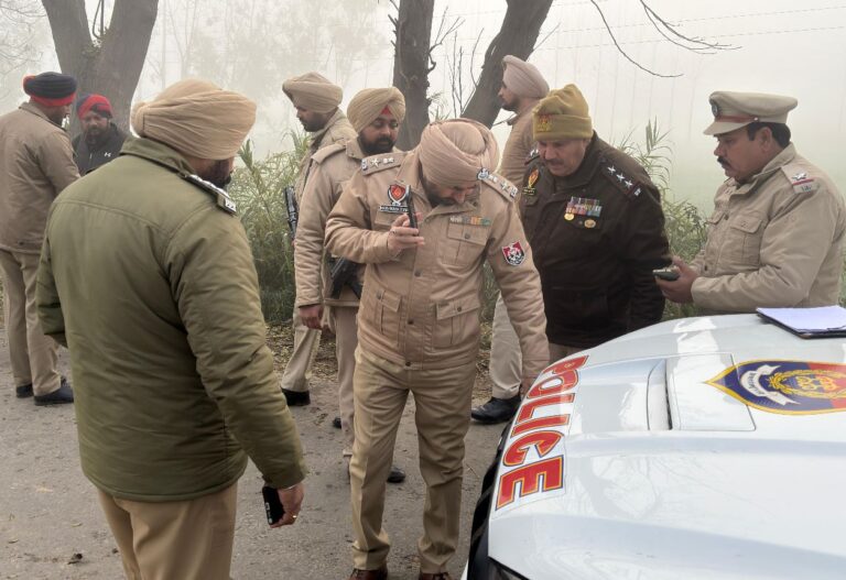 ਜਲੰਧਰ ਪੁਲਿਸ ਵੱਲੋਂ ਕਤਲ ਦੇ ਦੋਸ਼ੀਆਂ ਦਾ ਐਨਕਾਊਟਰ/ ਮੁਕਾਬਲੇ ਤੋਂ ਬਾਦ ਜ਼ਖਮੀ ਹਾਲਤ ’ਚ ਗ੍ਰਿਫਤਾਰ