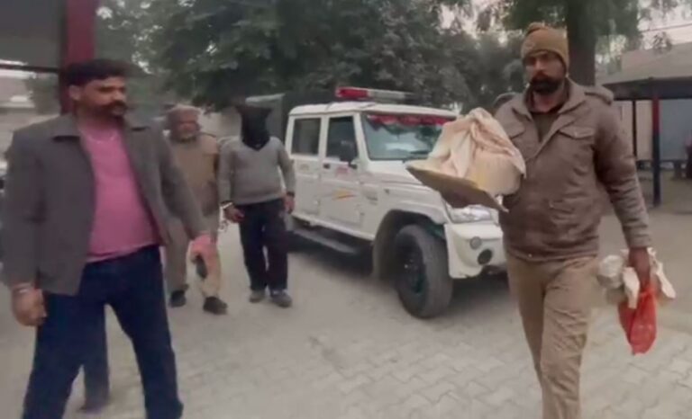 ਜਲਾਲਾਬਾਦ ਪੁਲਿਸ ਦੀ ਮੈਡੀਕਲ ਸਟੋਰ ’ਤੇ ਰੇਡ/ 7 ਹਜ਼ਾਰ ਤੋਂ ਵਧੇਰੇ ਨਸ਼ੀਲੀਆਂ ਗੋਲੀਆਂ ਬਰਾਮਦ