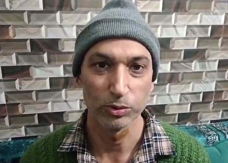 ਪਠਾਨਕੋਟ ’ਚ ਚਾਚਾ-ਭਤੀਜੀ ’ਤੇ ਚਾਈਨਾ ਡੋਰ ਦਾ ਕਹਿਰ/ ਉਂਗਲਾਂ ਤੇ ਗਲਾ ਜ਼ਖਮੀ, ਮੁਸ਼ਕਲ ਨਾਲ ਬਚੀ ਜਾਨ/ ਸਰਕਾਰ ਤੋਂ ਮਿਸਾਲੀ ਕਾਰਵਾਈ ਦੀ ਮੰਗ