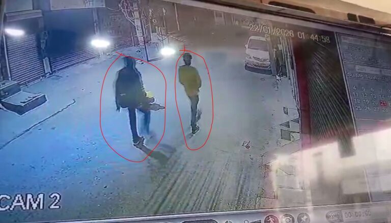 ਬਠਿੰਡਾ ’ਚ ਹਾਦਸੇ ਦੌਰਾਨ ਇਨਸਾਨੀਅਤ ਸ਼ਰਮਸਾਰ/ ਦੋ ਨੌਜਵਾਨ ਹਾਦਸਾ ਪੀੜਤ ਦਾ ਮੋਬਾਈਲ ਲੈ ਕੇ ਫਰਾਰ/ ਘਟਨਾ ਸੀਸੀਟੀਵੀ ’ਚ ਕੈਦ, ਪੁਲਿਸ ਕਰ ਰਹੀ ਜਾਂਚ