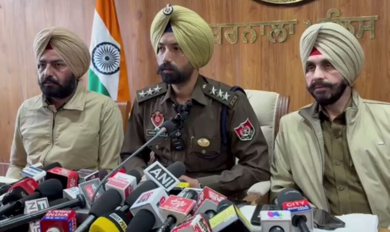 ਬਰਨਾਲਾ ਪੁਲਿਸ ਨੇ ਸੁਲਝਾਇਆ ਬੇਅਦਬੀ ਮਾਮਲਾ/ ਘਟਨਾ ਦੇ ਦੋਸ਼ੀ ਨੂੰ ਕੀਤਾ ਗ੍ਰਿਫਤਾਰ/ ਕਮੇਟੀ ਨਾਲ ਰੰਜ਼ਿਸ਼ ਦੇ ਚਲਦਿਆਂ ਅੰਜ਼ਾਮ ਦਿੱਤੀ ਘਟਨਾ