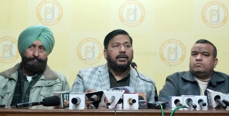 ਮਗਨਰੇਗਾ ਨੂੰ ਲੈ ਕੇ ਪੰਜਾਬ ਭਾਜਪਾ ਦੀ ਸਫਾਈ/ ਬੁਲਾਰਾ ਰਾਜੇਸ਼ ਬਾਗਾ ਨੇ ਕੀਤੀ ਪ੍ਰੈੱਸ ਕਾਨਫਰੰਸ/ ਵਿਰੋਧੀਆਂ ਉਤੇ ਬਿਨਾਂ ਵਜ੍ਹਾਂ ਰੌਲਾ ਪਾਉਣ ਦਾ ਲਾਏ ਇਲਜ਼ਾਮ