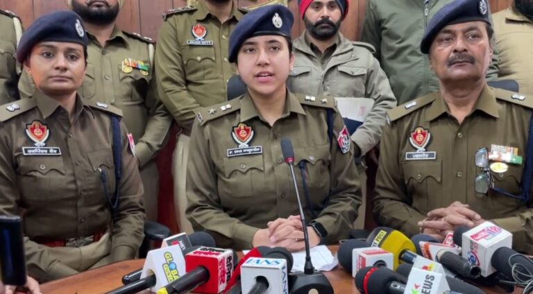 ਖੰਨਾ ਪੁਲਿਸ ਵੱਲੋਂ ਫਿਰੌਤੀ ਮਾਮਲੇ ’ਚ ਪੰਜ ਗ੍ਰਿਫਤਾਰ/ ਕੱਪੜਾ ਵਪਾਰੀ ਤੋਂ ਮੰਗੇ ਸੀ 5 ਕਰੋੜ