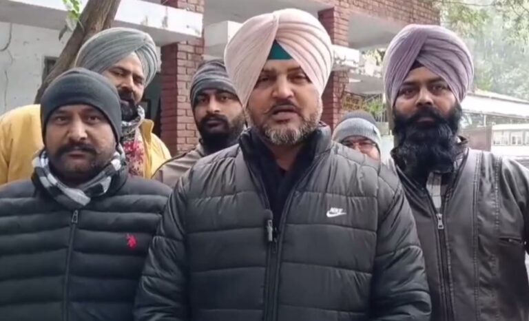 ਗੁਰਦਾਸਪੁਰ ’ਚ ਰੋਡਵੇਜ਼ ਵਰਕਰ ਯੂਨੀਅਨ ਦੀ ਮੀਟਿੰਗ/ ਮੁੜ ਤੋਂ ਸੰਘਰਸ਼ ਵਿੱਢਣ ਦੀ ਦਿੱਤੀ ਚਿਤਾਵਨੀ/ ਜੇਲ੍ਹਾਂ ’ਚ ਬੰਦ ਸਾਥੀ ਰਿਹਾਅ ਕਰਨ ਦੀ ਕੀਤੀ ਮੰਗ