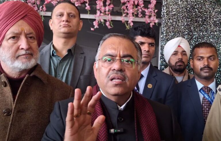 ਫਤਹਿਗੜ੍ਹ ਸਾਹਿਬ ਪਹੁੰਚੇ ਭਾਜਪਾ ਆਗੂ ਤਰੁਣ ਚੁੱਘ ਨੇ ਘੇਰੀ ਸਰਕਾਰ/ ਮਨਰੇਗਾ ਨੂੰ ਲੈ ਕੇ ਸਾਧੇ ਤਿੱਖੇ ਨਿਸ਼ਾਨੇ/ ਮਨਰੇਗਾ ’ਚ ਖਾਮੀਆਂ ਘਪਲਿਆਂ ਦੇ ਲਾਏ ਇਲਜ਼ਾਮ