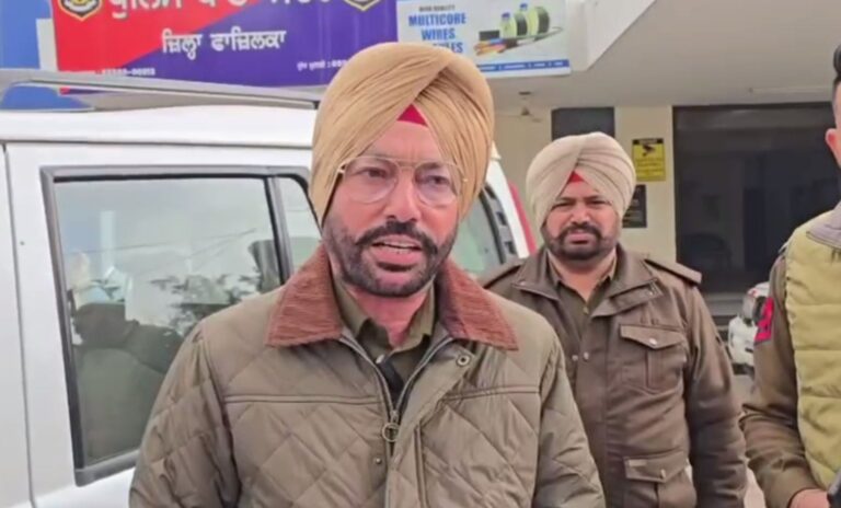 ਫਾਜਿਲਕਾ ਪੁਲਿਸ ਦੀ ਨਸ਼ਿਆਂ ਖਿਲਾਫ਼ ਕਾਰਵਾਈ/ 545 ਗਰਾਮ ਅਫੀਮ ਤੇ ਡਰੋਨ ਬਰਾਮਦ