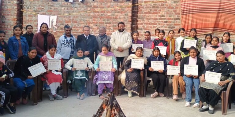 ਧਾਲੀਵਾਲ ਦੀ ਮੈਸੀ ਐਂਡ ਸੰਜ ਫਾਊਡੇਸ਼ਨ ਨੇ ਮਨਾਈ ਲੋਹੜੀ/ ਸਿਲਾਈ ਕਢਾਈ ਸੈਂਟਰ ਦੀਆਂ ਲੜਕੀਆਂ ਨੇ ਕੀਤੀ ਸ਼ਿਰਕਤ/ ਕੋਰਸ ਪੂਰਾ ਕਰ ਚੁੱਕੇ ਸਿਖਿਆਰਥੀਆਂ ਨੂੰ ਵੰਡੇ ਸਰਟੀਫਿਕੇਟ