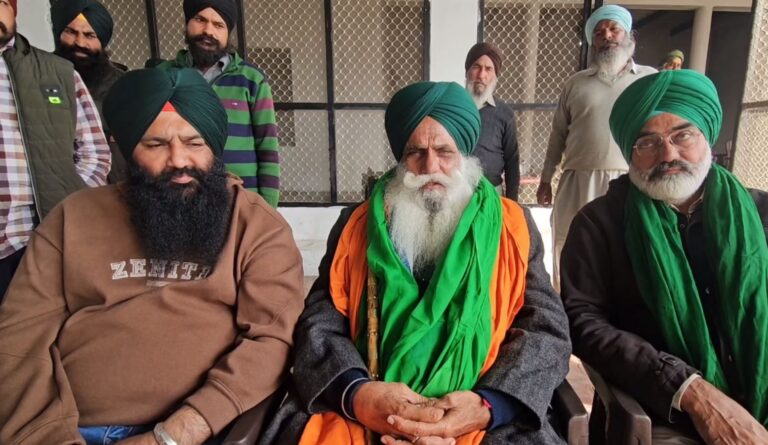 ਸੰਗਰੂਰ ਦੇ ਬਲਾਕ ਲਹਿਰਾ ’ਚ ਕਿਸਾਨਾਂ ਦੀ ਮੀਟਿੰਗ/ ਕਿਸਾਨ ਆਗੂ ਜਗਜੀਤ ਡੱਲੇਵਾਲ ਨੇ ਕੀਤਾ ਸੰਬੋਧਨ/ 7 ਫਰਵਰੀ ਦੀ ਜਾਗਰੂਕਤਾ ਰੈਲੀ ਬਾਰੇ ਵਿਚਾਰ-ਚਰਚਾ