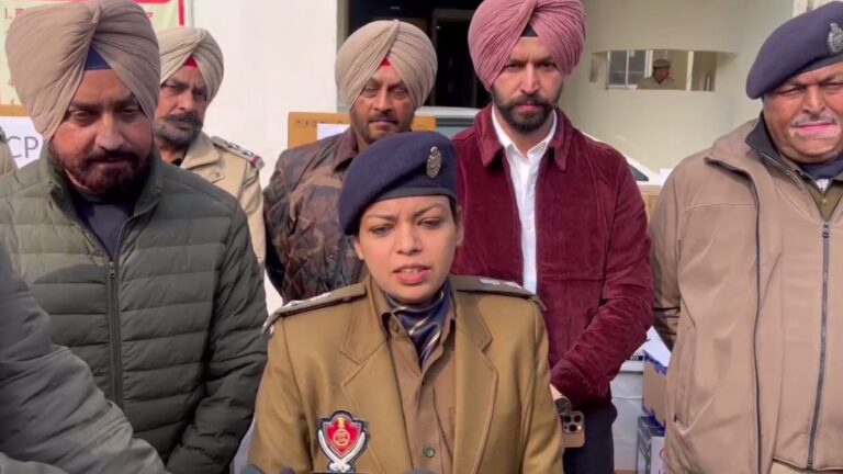 ਫਰੀਦਕੋਟ ਪੁਲਿਸ ਨੂੰ ਹਾਈਟੈੱਕ ਕਰਨ ਦਾ ਅਮਲ ਸ਼ੁਰੂ/  ਥਾਣਿਆਂ ਤੇ ਦਫਤਰਾਂ ਨੂੰ ਲੈਪਟਾਪ ਤੇ ਕੰਪਿਊਟਰਾਂ ਦੀ ਵੰਡ