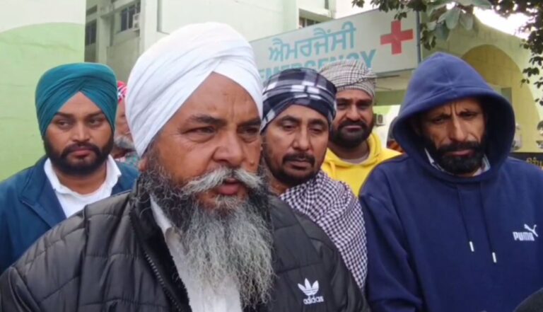 ਫਰੀਦਕੋਟ ’ਚ ਨਗਰ ਕੀਰਤਨ ਦੌਰਾਨ ਤਕਰਾਰ/ ਟਰੈਕਟਰ ਲਗਾਉਣ ਨੂੰ ਲੈ ਕੇ ਝਗੜੇ ’ਚ ਦੋ ਜ਼ਖਮੀ/ ਪਿੰਡ ਫਿੱਡੇ ਕਲਾਂ ਦੀ ਘਟਨਾ