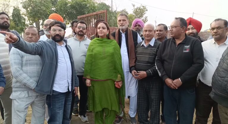 ਮੋਗਾ ਦੀ ਵਿਧਾਇਕ ਵੱਲੋਂ ਗਊਸ਼ਾਲਾ ਦੇ ਸ਼ੈੱਡ ਦਾ ਉਦਘਾਟਨ/ 49 ਲੱਖ 50 ਹਜ਼ਾਰ ’ਚ ਤਿਆਰ ਹੋਵੇਗਾ ਡਬਲ ਸਟੋਰੀ ਸ਼ੈੱਡ