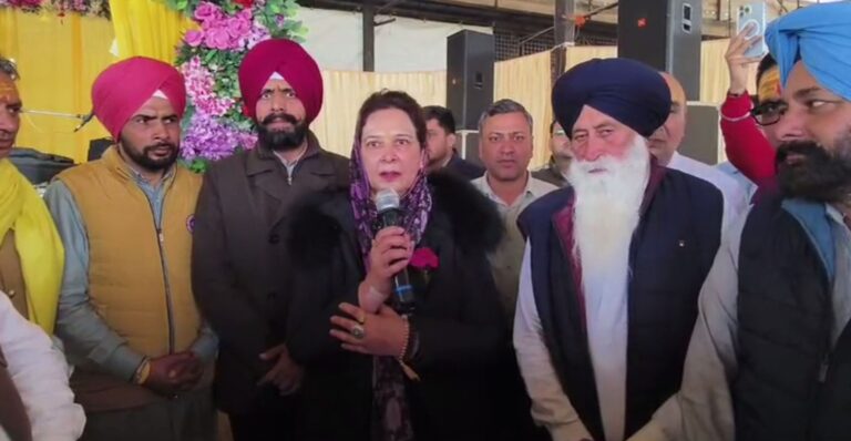 ਸੰਗਰੂਰ ਦੇ ਦ੍ਰਿੜ੍ਹਬਾ ਪਹੁੰਚੇ ਨਵਜੋਤ ਕੌਰ ਸਿੱਧੂ/ ਧੰਨਾ ਜੱਟ ਗਊਸ਼ਾਲਾ ਅੰਦਰ ਲਵਾਈ ਹਾਜ਼ਰੀ/ ਆਰਤੀ ’ਚ ਹਿੱਸਾ, 11 ਹਜ਼ਾਰ ਕੀਤਾ ਦਾਨ