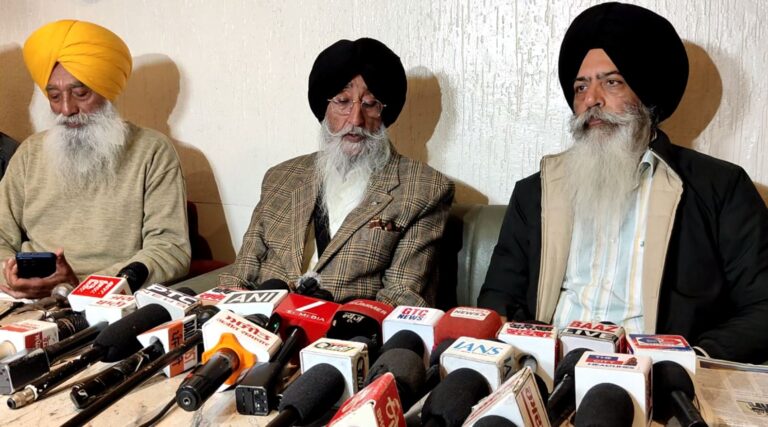 ਅੰਮ੍ਰਿਤਸਰ ’ਚ ਸਿਮਰਨਜੀਤ ਮਾਨ ਦੀ ਪ੍ਰੈੱਸ ਕਾਨਫਰੰਸ/ ਵਿਦੇਸ਼ ’ਚ ਸਿੱਖ ਆਗੂਆਂ ਦੇ ਕਤਲਾਂ ’ਤੇ ਚੁੱਕੇ ਸਵਾਲ