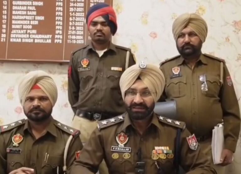 ਲੁਧਿਆਣਾ ਪੁਲਿਸ ਵੱਲੋਂ ਲੁਟੇਰਾ ਗਰੋਹ ਦਾ ਪਰਦਾਫਾਸ਼/ ਲੁੱਟ-ਖੋਹ ਦੀਆਂ ਘਟਨਾਵਾਂ ਅੰਜ਼ਾਮ ਦੇਣ ਵਾਲੇ ਦੋ ਦੋਸ਼ੀ ਕਾਬੂ