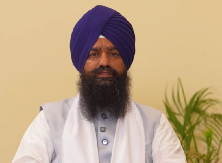 ਹੋਲੇ ਮੁਹੱਲੇ ਨੂੰ ਲੈ ਕੇ ਜਥੇਦਾਰ ਦੀ ਸਿੱਖ ਸੰਗਤ ਨੂੰ ਅਪੀਲ/ ਆਮ ਸੰਗਤ ਨੂੰ ਰੰਗਾਂ ਦੀ ਵਰਤੋਂ ਨਾ ਕਰਨ ਦੀ ਸਲਾਹ/ ਰੰਗਾਂ ਦੀ ਵਿਕਰੀ ਉਤੇ ਮਨਾਹੀ ਦੇ ਹੁਕਮ