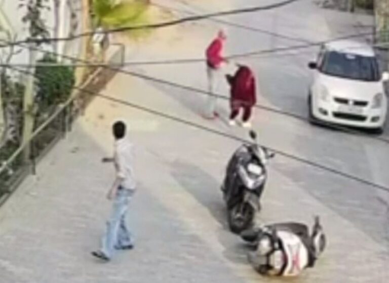 ਤਰਨ ਤਾਰਨ ’ਚ ਨੌਜਵਾਨ ਨੇ ਵਿਆਹੁਤਾ ਨੂੰ ਮਾਰੀ ਗੋਲੀ/ ਹਾਲਤ ਗੰਭੀਰ/ ਦੋ ਮਹੀਨੇ ਪਹਿਲਾਂ ਹੋਇਆ ਸੀ ਵਿਆਹ