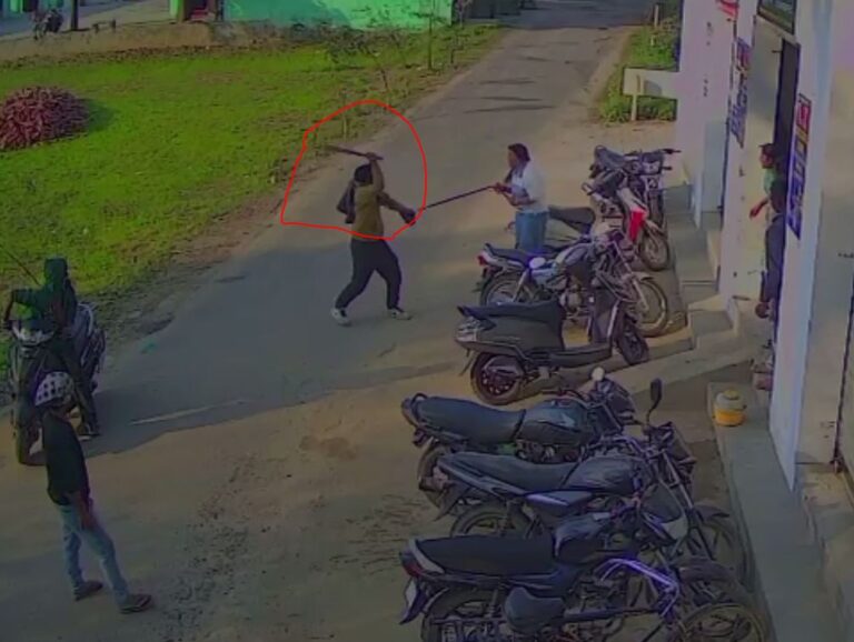 ਜਲੰਧਰ ’ਚ ਔਰਤ ਨਾਲ ਦਿਨ-ਦਿਹਾੜੇ ਲੁੱਟ/ ਦੋ ਲੁਟੇਰਿਆਂ ਨਾਲ ਭਿੱੜੀ ਇਕੱਲੀ ਔਰਤ/ ਹਥਿਆਰ ਨਾਲ ਹਮਲਾ ਕਰ ਪਰਸ ਖੋਹ ਕੇ ਫਰਾਰ