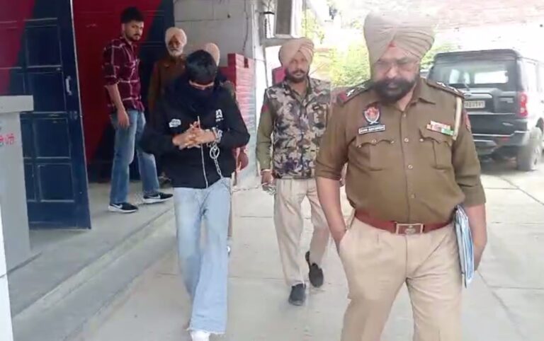 ਤਰਨ ਤਾਰਨ ਪੁਲਿਸ ਵੱਲੋਂ ਗੋਲੀਕਾਂਡ ਦਾ ਦੋਸ਼ੀ ਗ੍ਰਿਫਤਾਰ/ ਪਤੀ ਨਾਲ ਜਾਂਦੀ ਕੁੜੀ ਨੂੰ ਮਾਰੀ ਸੀ ਗੋਲੀ/ ਪੁਲਿਸ ਨੇ ਹਥਿਆਰ ਬਰਾਮਦ ਕਰ ਕੇ ਕਾਰਵਾਈ ਆਰੰਭੀ