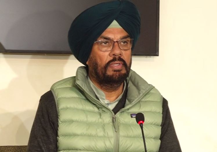 ਕੇਂਦਰ ’ਤੇ ਵਰ੍ਹੇ ਕੁਲਦੀਪ ਧਾਲੀਵਾਲ/ ਦੇਸ਼ ਦੇ ਹਿੱਤ ਵੇਚਣ ਦੇ ਇਲਜ਼ਾਮ/ 80 ਫੀਸਦੀ ਲੋਕਾਂ ਦੇ ਪ੍ਰਭਾਵਿਤ ਹੋਣ ਦਾ ਕੀਤਾ ਦਾਅਵਾ