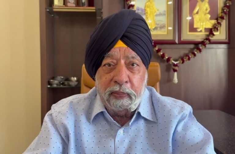 ਪਰਮਜੀਤ ਸਿੰਘ ਸਰਨਾ ਦਾ ਗਿ. ਰਘਬੀਰ ਸਿੰਘ ਵੱਲ ਨਿਸ਼ਾਨਾ/ ਕਾਗਜ਼ ਤੋਂ ਪੜ੍ਹ ਕੇ ਇਲਜ਼ਾਮ ਲਾਉਣ ’ਤੇ ਚੁੱਕੇ ਸਵਾਲ/ ਵਿਰੋਧੀਆਂ ਦੇ ਹੱਥੇ ਚੜ੍ਹਣ ਦੇ ਲਾਏ ਇਲਜ਼ਾਮ