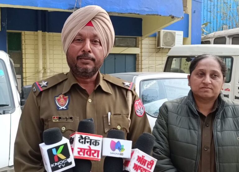 ਮੋਗਾ ’ਚ ਗੁਆਢੀਆਂ ਵੱਲੋਂ ਮਹਿਲਾ ਨਾਲ ਕੁੱਟਮਾਰ/ ਪੀੜਤਾ ਹਸਪਤਾਲ ’ਚ ਦਾਖਲ, ਵੀਡੀਓ ਵਾਇਰਲ