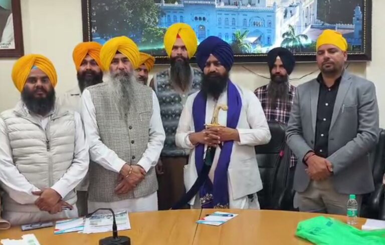 ਹੋਲਾ ਮੁਹੱਲੇ ਦੌਰਾਨ ਪ੍ਰਦੂਸ਼ਣ ਰੋਕਣ ਲਈ ਪ੍ਰਸ਼ਾਸਨ ਦੀ ਪਹਿਲ/  ਲੰਗਰ ਕਮੇਟੀਆਂ ਨੂੰ ਮੁਫਤ ਦਿੱਤੇ ਜਾਣਗੇ ਜੈਵਿਕ ਖਪਣਯੋਗ ਬਰਤਨ