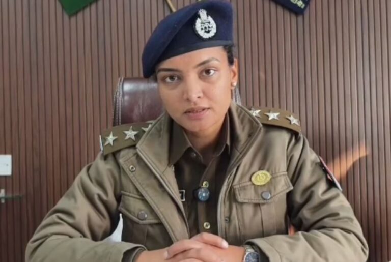 ਦਿੜ੍ਹਬਾ ਦੇ ਪਿੰਡ ਰੋਗਲਾ ਦੀ ਪੰਚਾਇਤੀ ਮਤੇ ਦਾ ਮਾਮਲਾ/ ਡੀਐਸਪੀ ਦਫਤਰ ਪਹੁੰਚੀ ਪਿੰਡ ਦੀ ਪੰਚਾਇਤ/ ਵਿਆਹਾਂ ਬਾਰੇ ਪਾਸ ਮਤੇ ਬਾਰੇ ਹੋਈ ਵਿਚਾਰ-ਚਰਚਾ