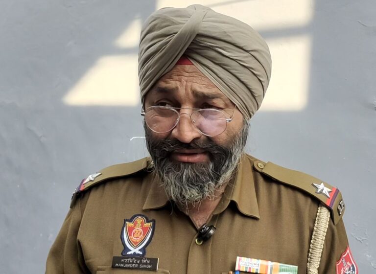 ਜਲੰਧਰ ’ਚ ਵਿਆਹੁਤਾ ਦੀ ਭੇਦਭਰੀ ਹਾਲਤ ’ਚ ਮੌਤ/ ਪਰਿਵਾਰ ਨੇ ਪਤੀ ’ਤੇ ਲਾਏ ਕਤਲ ਦੇ ਇਲਜ਼ਾਮ/ ਘਰ ਦੀ ਕੀਤੀ ਭੰਨਤੋੜ, ਪੁਲਿਸ ਕਰ ਰਹੀ ਜਾਂਚ